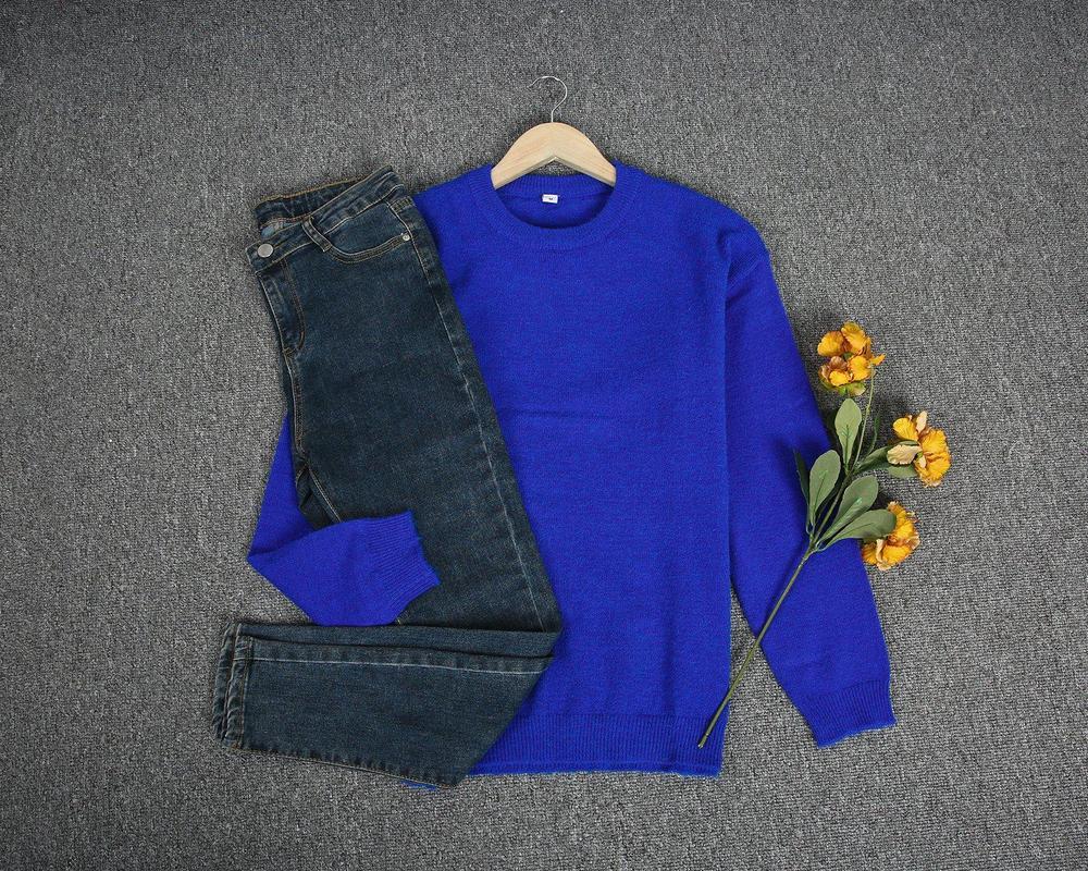 Casual blue solid long sleeve crew neck sweater