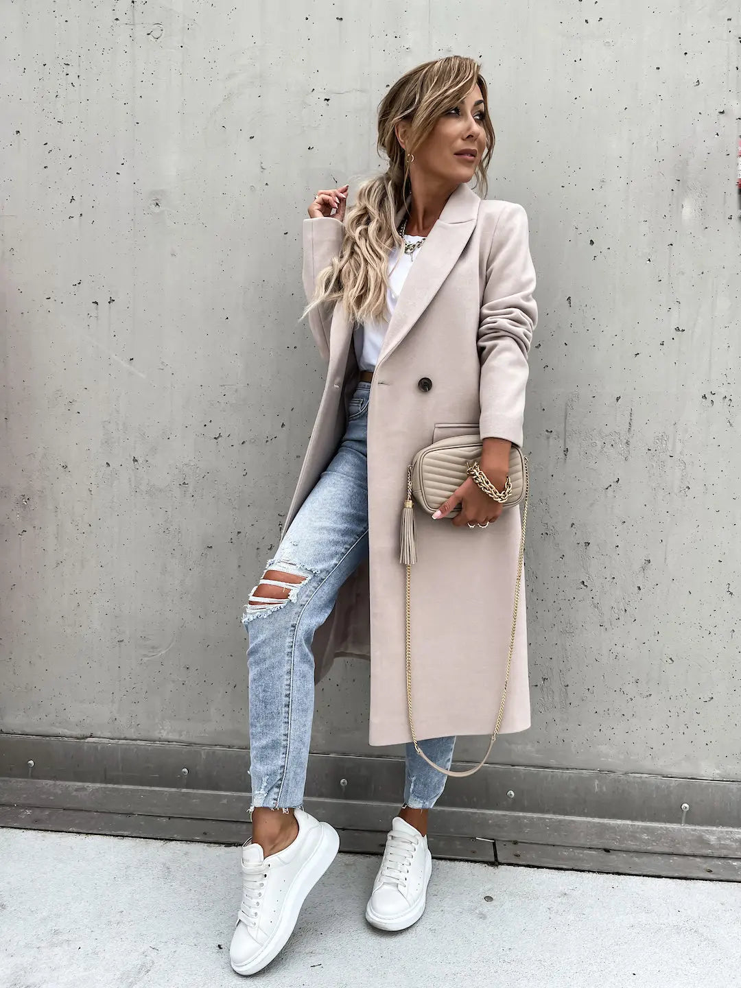 Zoe - Elegant and stylish long coat