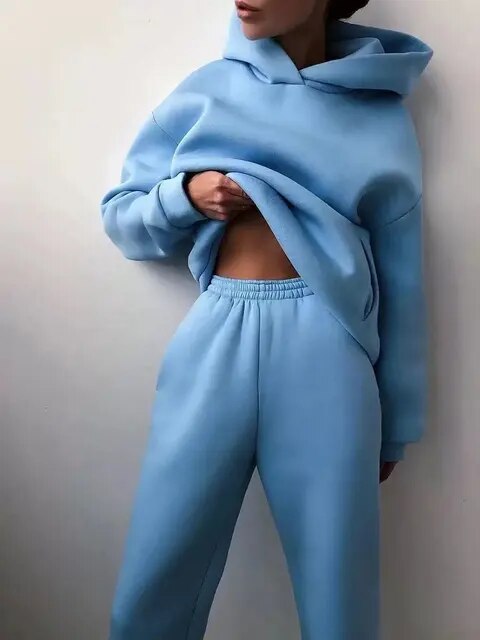 Oversized tracksuit for women | Two-piece set with hoodie and sweatpants