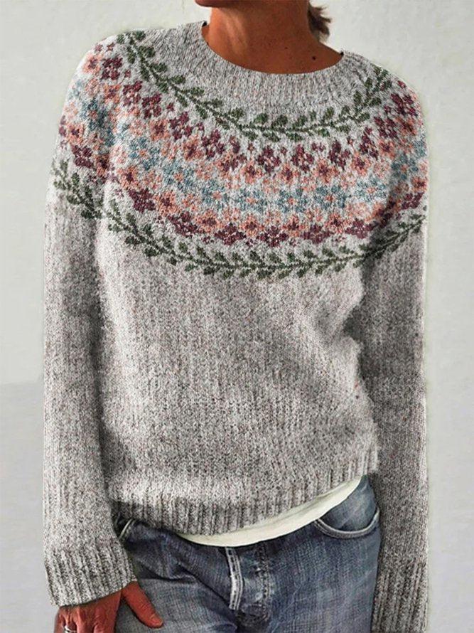 Elegant crew neck sweater with special print