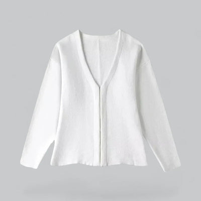 Elegant soft knitted cardigan with V-neck for women | Ideal for all seasons